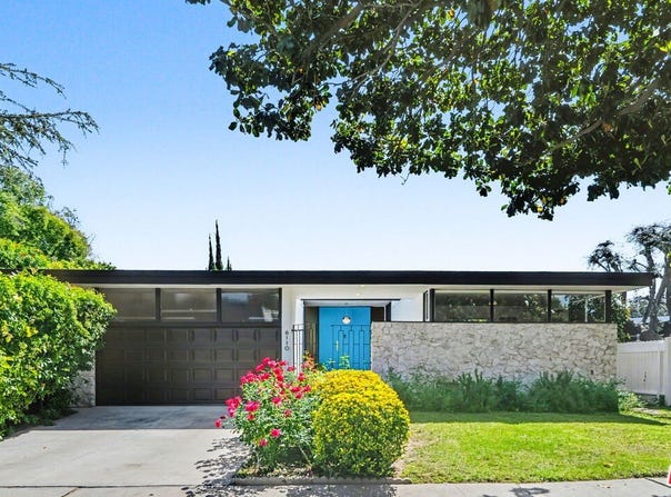 6110 Mary Ellen Ave, Van Nuys, CA 91401