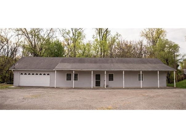 10945 US Highway 59, Atchison, KS 66002
