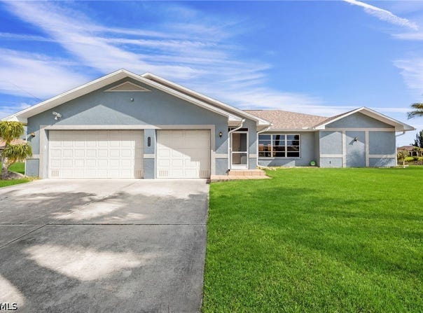 401 NW 36th Place, Cape Coral, FL 33993