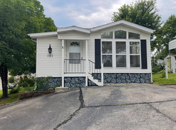 101 Hilltop Circle, Branson, MO 65616