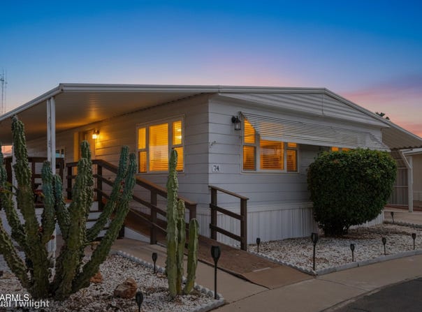 301 S SIGNAL BUTTE Road, Apache Junction, AZ 85120