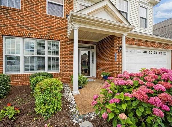 1517 Eagle Glen Drive, Chesapeake, VA 23322