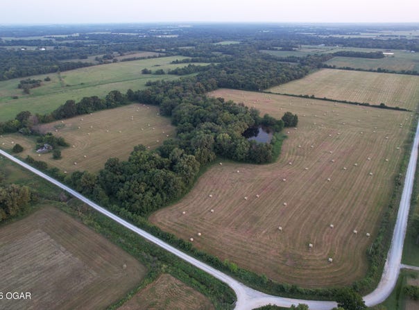 220 NW 40th Road, Lamar, MO 64759