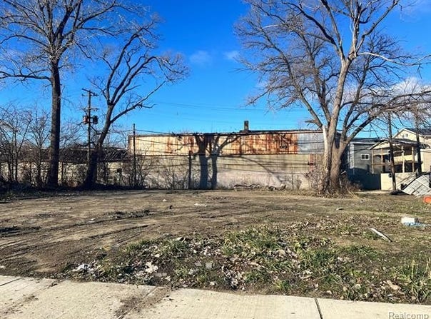 8421 MOUNT ELLIOTT Street, Detroit, MI 48211