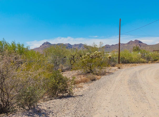2300 W CANYON Street, Apache Junction, AZ 85120