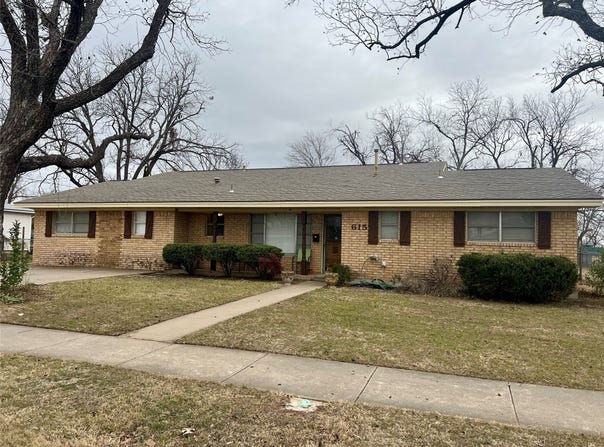 615 N Patrick Street, Dublin, TX 76446
