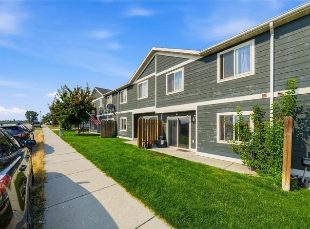 1000 Cruiser Street K, Belgrade, MT 59714