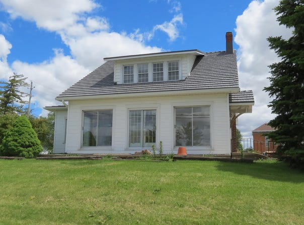 102 E Main Street, Anna, OH 45302