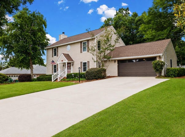 610 W Lynn Brook, Crestview, FL 32539