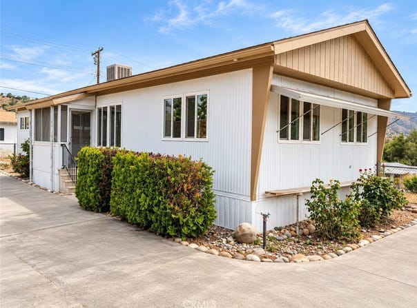 114 Salaine Drive, Bodfish, CA 93205