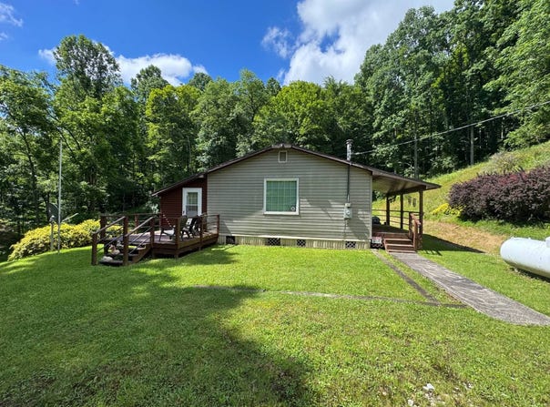 243 Davis Run Rd, Pennsboro, WV 26415