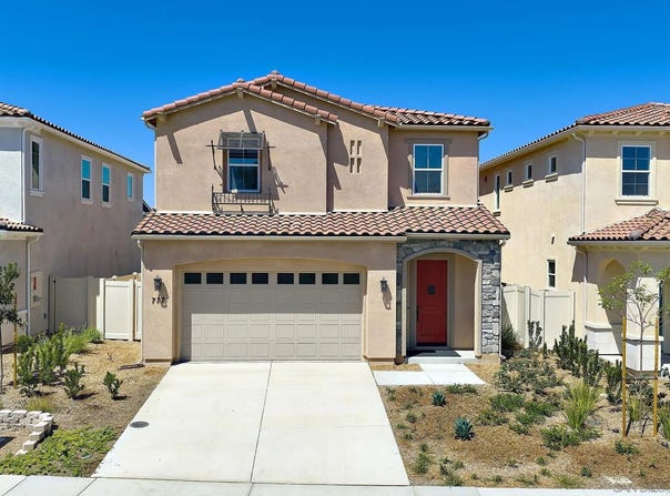 777 Michael Ct, Vista, CA 92081