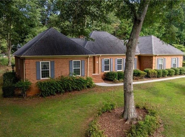 341 Chesterfield Road, Bogart, GA 30622