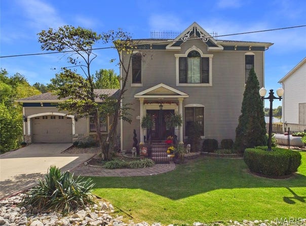 691 Bella Vista Drive, Jackson, MO 63755