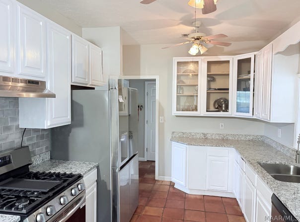 2011 Glen Forest Drive, Prattville, AL 36067