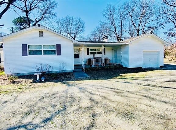 264 SE Main Street, Eufaula, OK 74432
