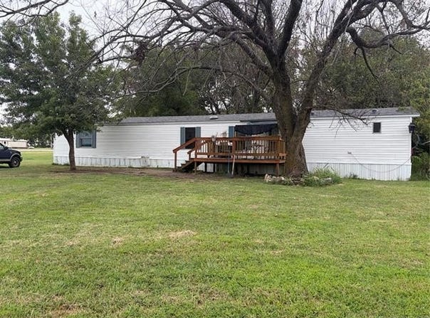 12060 E Duck Pond Circle, Claremore, OK 74017