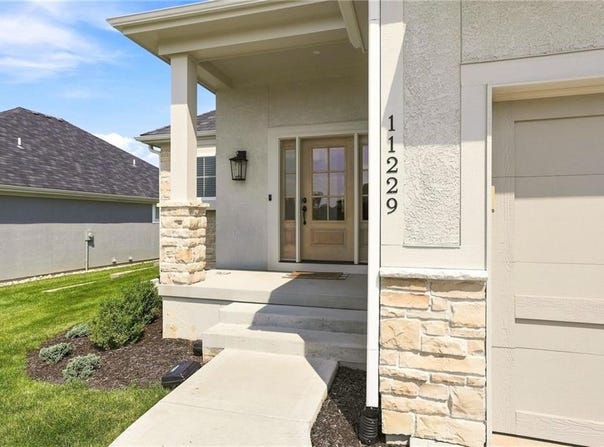 11229 Brome Drive, Kearney, MO 64060
