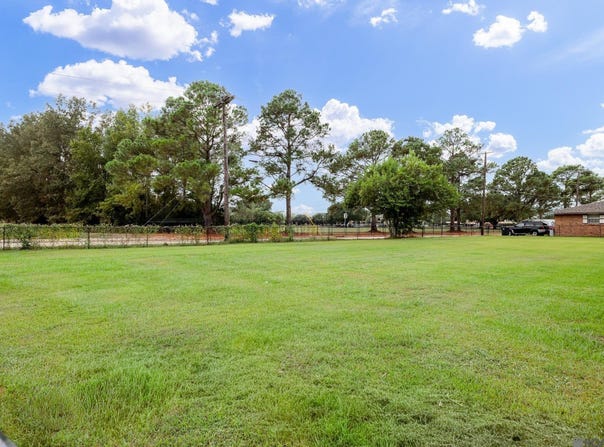 Merganzer Ave, Baton Rouge, LA 70807