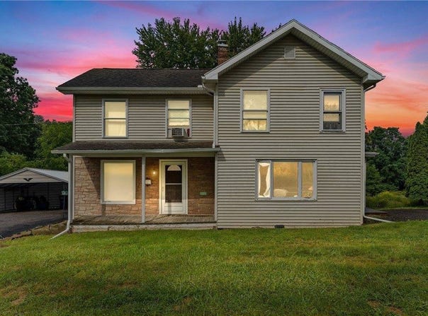 2321 State Route 14, Lyons, NY 14489