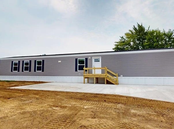 410 E Walton Street, Willard, OH 44890