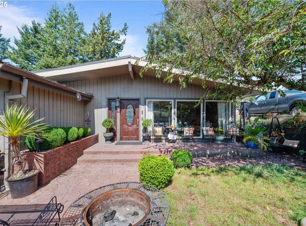 760 OCONNELL St, NorthBend, OR 97459