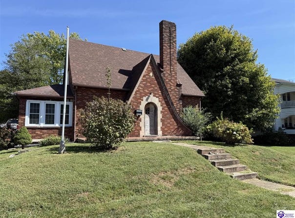 301 S Lincoln Boulevard, Hodgenville, KY 42724