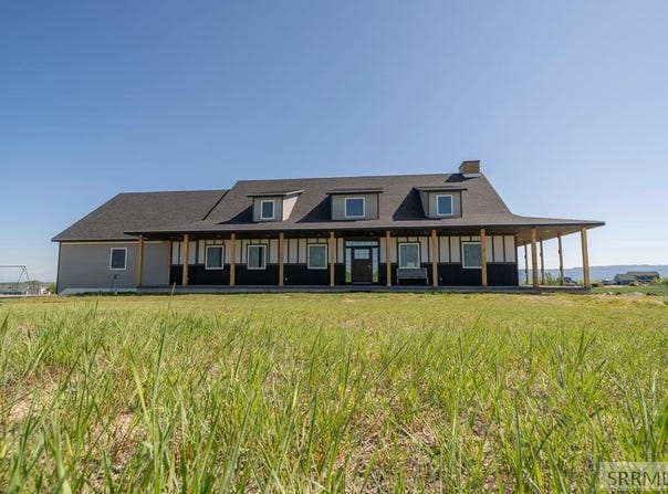 12027 E 101 N, Idaho Falls, ID 83401