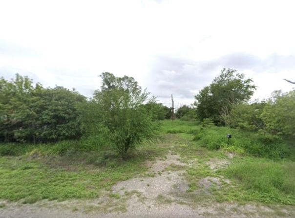308 W 4th Street lot: 17, 18, 19, Bishop, TX 78343