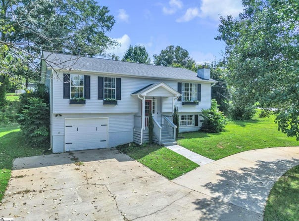 431 Maplewood Circle, Greer, SC 29651-4427