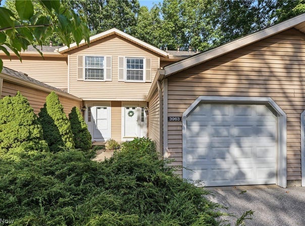 3963 Lake Run Boulevard, Stow, OH 44224