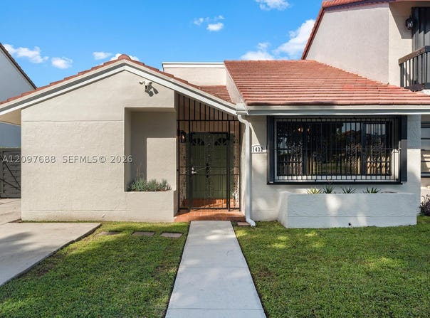 1432 SW 118th Ave, Miami, FL 33184