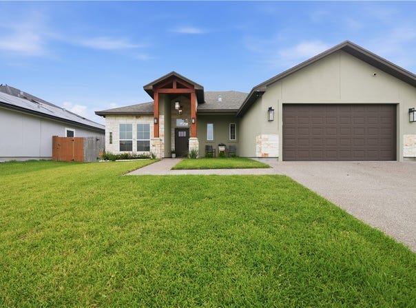 7802 Krypton Drive, Corpus Christi, TX 78414