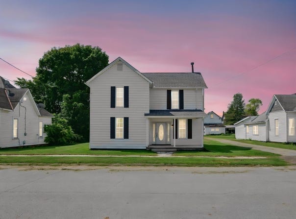 15 Maple Street, Jeffersonville, OH 43128