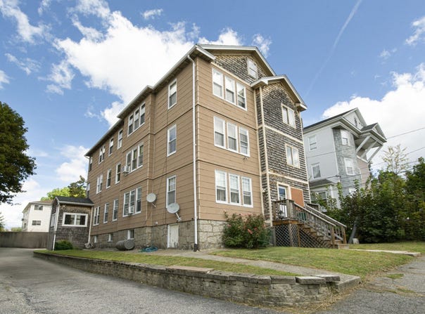 14 Ericsson St, Worcester, MA 01606