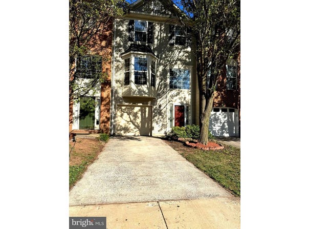 11105 DOUBLEDAY Lane, MANASSAS, VA 20109