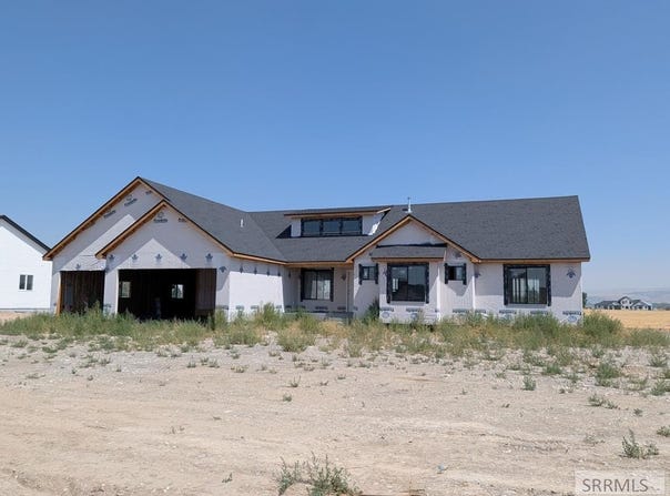 671 Glacier Ave, Shelley, ID 83274