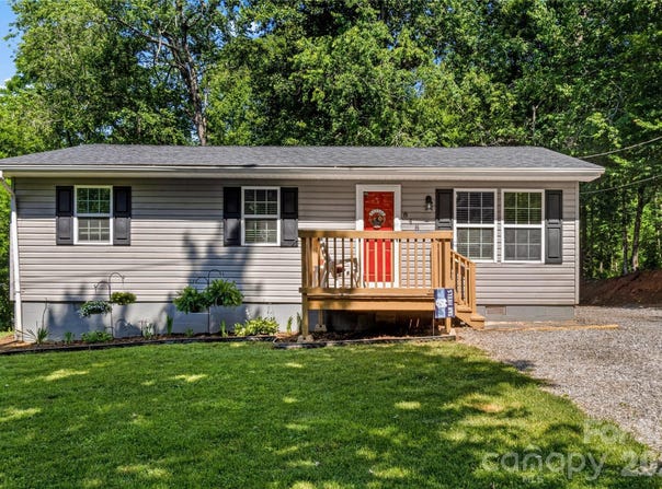 848 Huffman River Lane, Purlear, NC 28665