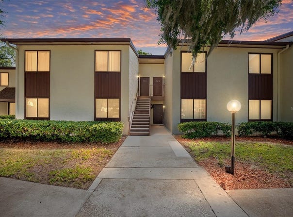 749 MIDWAY Drive, OCALA, FL 34472