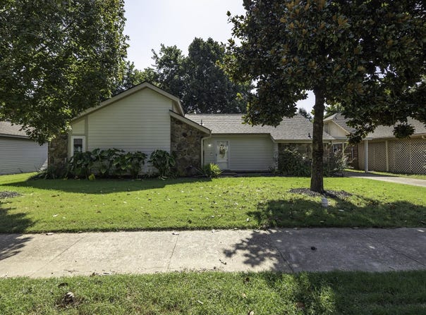 2954 CROWELL St, Bartlett, TN 38133-0000