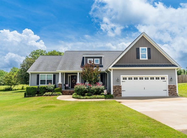 105 Millstone Drive, Campobello, SC 29322