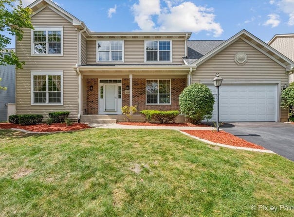 2240 Barrett Drive, Algonquin, IL 60102