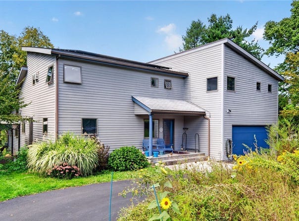 15 Stormy View Drive, Ithaca, NY 14850