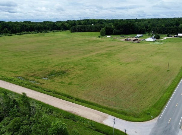 11791 Coates Highway, Brethren, MI 49619
