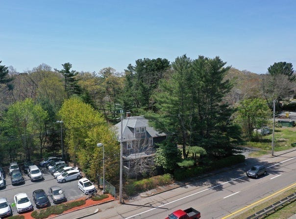 375 State Rd, Dartmouth, MA 02747