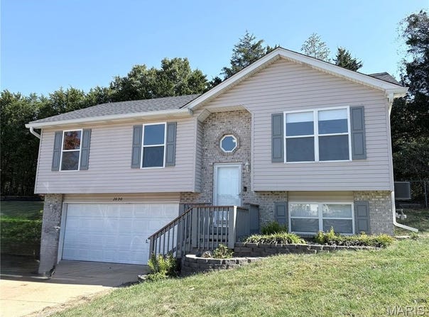 2090 Camino Real Drive, Herculaneum, MO 63048