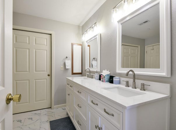350 S Wildwood Drive, Branson, MO 65616