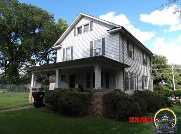 702 New York Ave, Holton, KS 66436