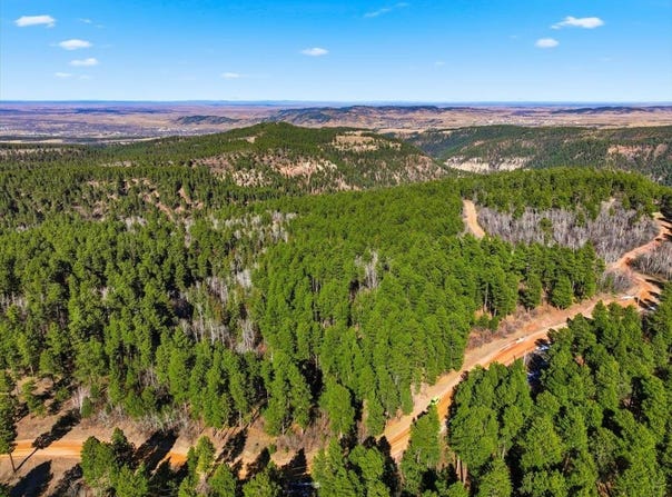 25 Pasque Loop, Spearfish, SD 57783