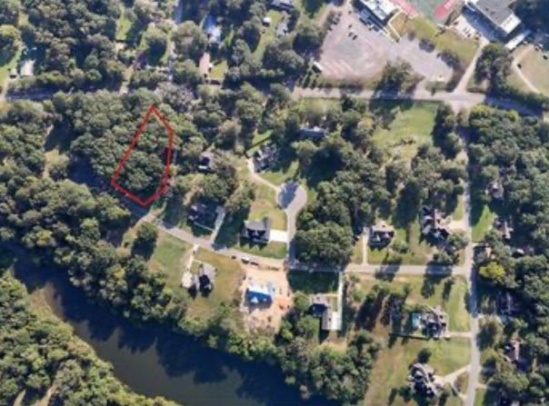 Cherokee Drive lot: #110, Livingston, AL 35470